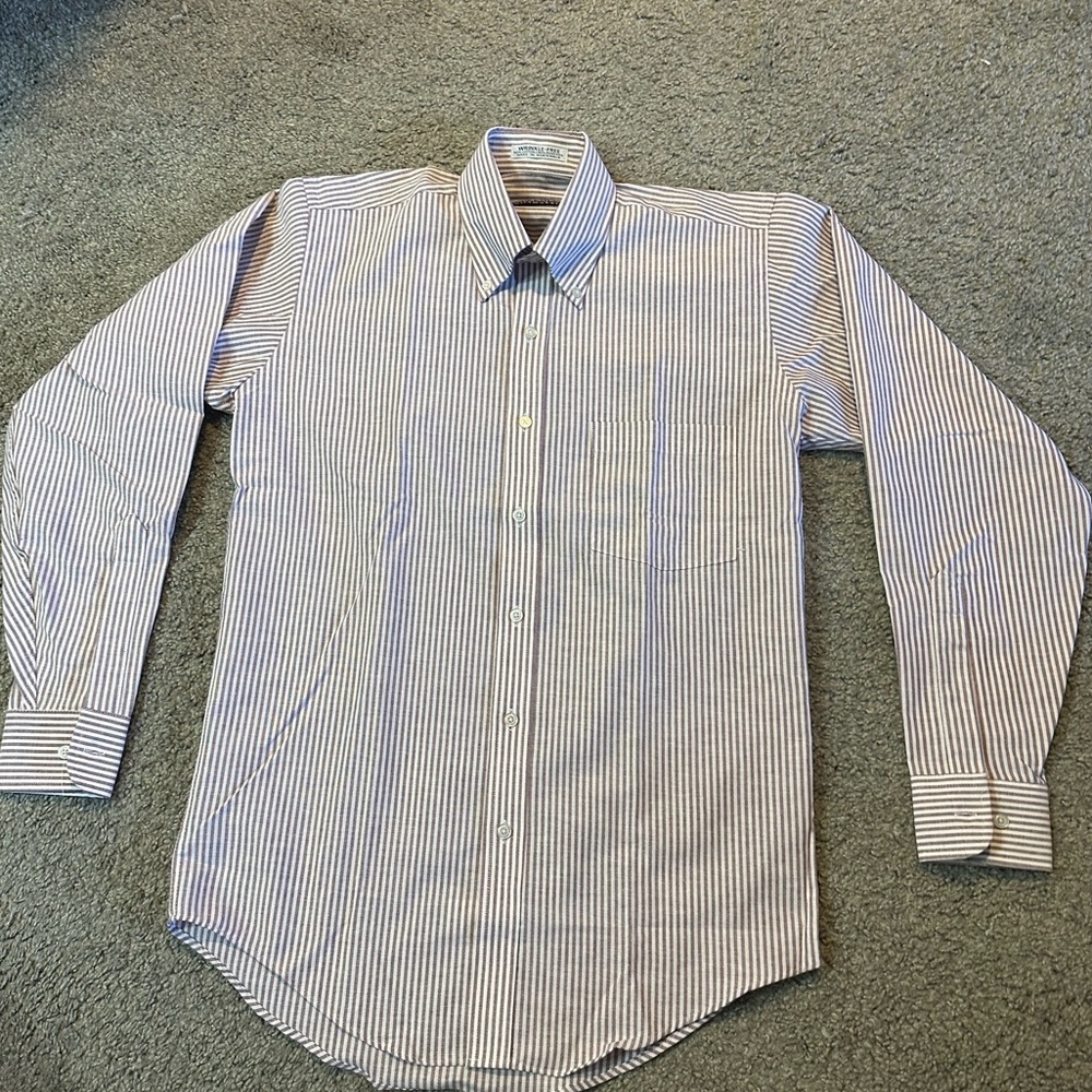 Manhattan shirt makers wrinkle free maroon striped men’s dress shirt.